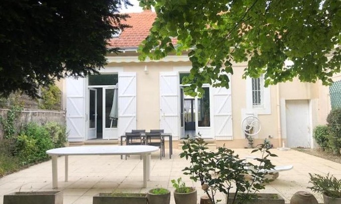 La Bernerie-en-Retz House | Maison familiale 2 étoiles, accès direct plage, 8 couchages, proche centre et commodités - FR-1-612-65