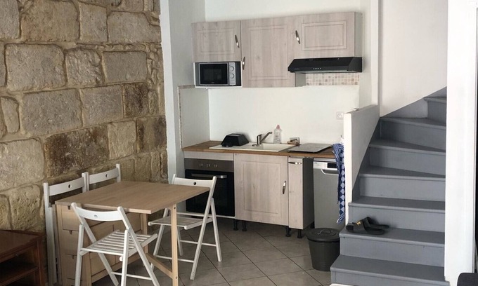 Villeneuve-les-Maguelone House | Maison de Ville à 10 Minutes de la Plage