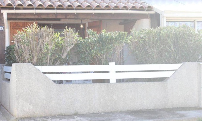 Les Ayguades Apartment | Maison Gruissan, 1 pièce, 4 personnes - FR-1-229A-597