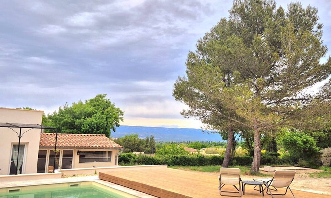 Alleins Apartment | Maison "la Détente" de l'Estef: quiet, swimming pool, pétanque, 2/4 travellers