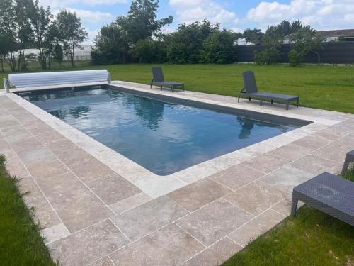 La Vernelle House | Maison moderne avec piscine sécurisée à La Vernelle - FR-1-591-721