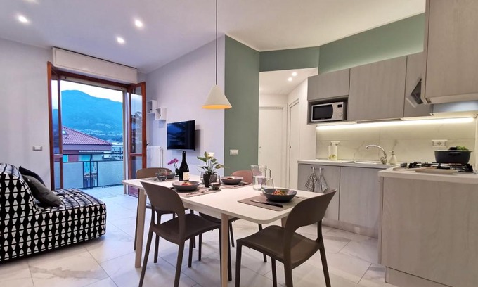 Borghetto Santo Spirito Apartment | Maison Olga - Incantevole Nuovo Trilocale Vista Montagna-Mare con parcheggio