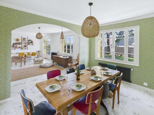 Penmarch House | Maison pour 8 - Piscine chauffée - 800m de la plage