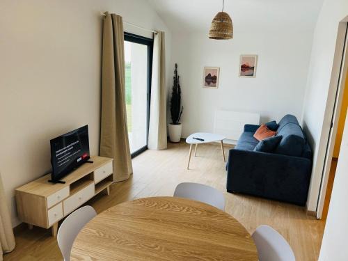 Alixan Apartment | Maison proche de la Gare TGV