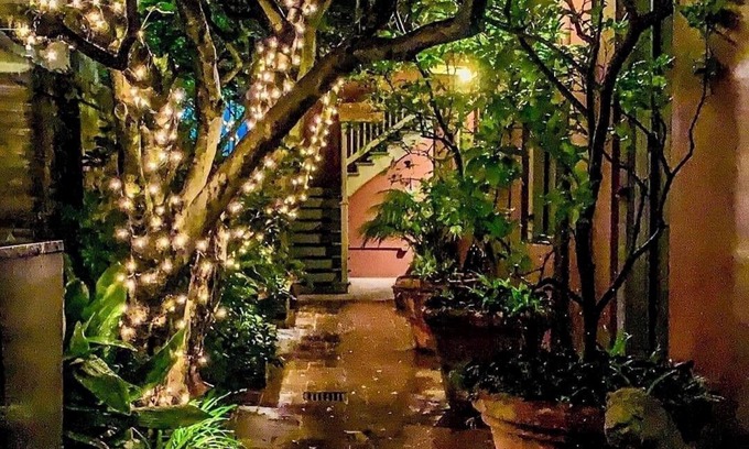 French Quarter Apartment | Maison Rouge in French Quarter. Includes 2 Endymion Ball Tickets
