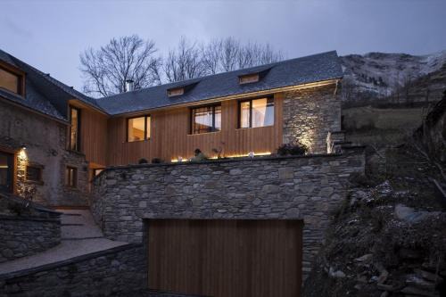 Azet Bed & Breakfast | Maison Seignou