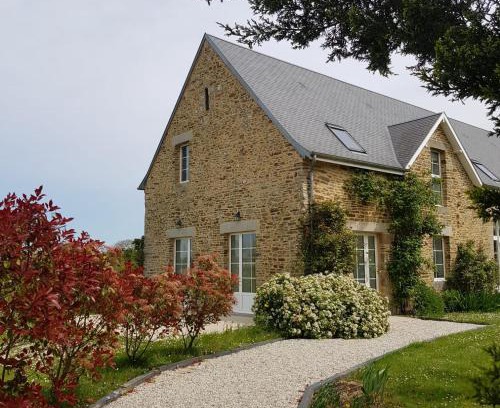 Vains House | Maison Tombelaine