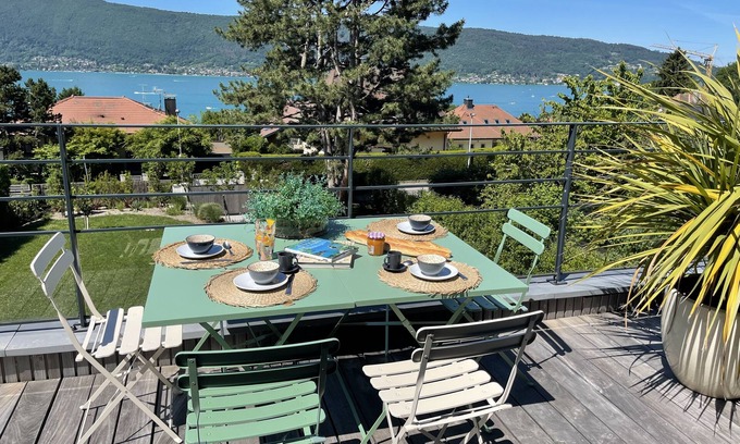 Veyrier-du-Lac House | Maison Veyrier, 150m from the lake, breathtaking view of the lake and mountains, sleeps 10
