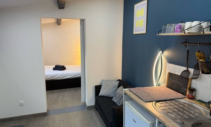 Creuzier-le-Vieux Ski Chalet | Maisonette "Tiny House" avec jardin, légumes frais & piscine #Vichy