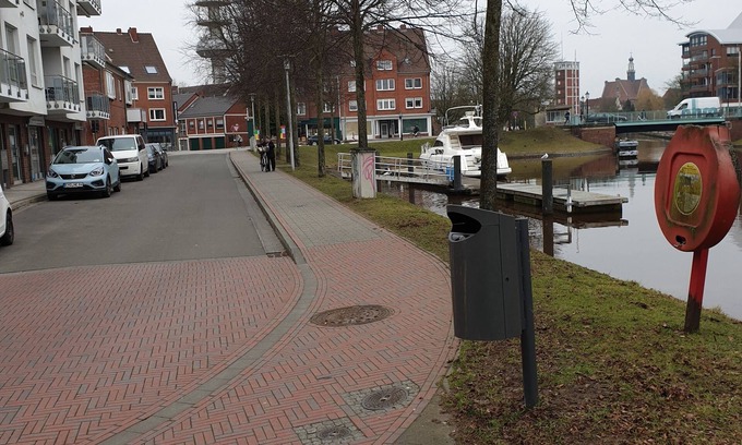 Emden Apartment | Maje Am alten Binnenhafen in the center of Emden