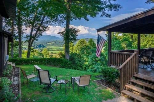 Bryson City House | Majestic Mountain Top, Best View in Bryson City!