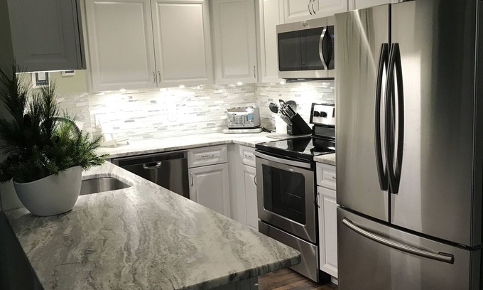 Saugatuck House | Majestic Pines Condo ~ minutes away from downtown Saugatuck
