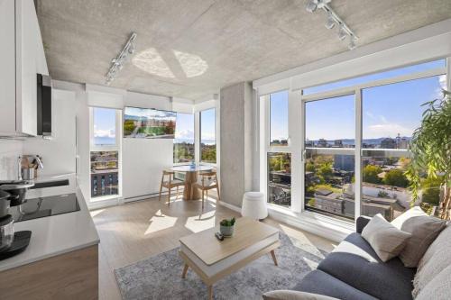 Harris Green Apartment | Majestic Views at The Mod
