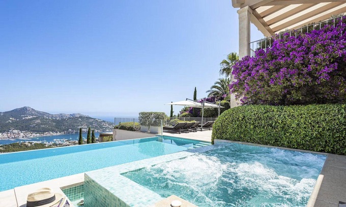 Port d'Andraitx Villa | Majestic villa with harbour views