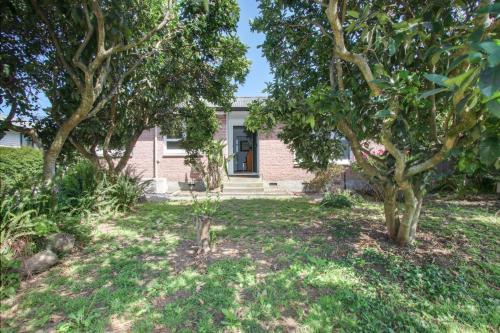 Anderson Park House | Mama and Papa's - Havelock North Holiday Home