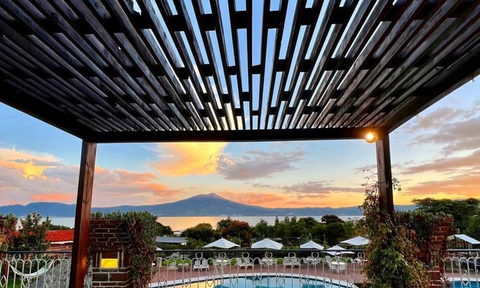 San Juan Cosala Hotel | Mama Chuy Hotel & Villas Ajijic