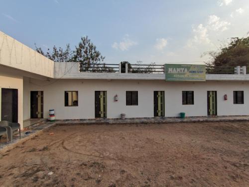 Rajpipla Hotel | Mamta Homestay
