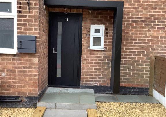 Broadheath Apartment | Manchester Airport House