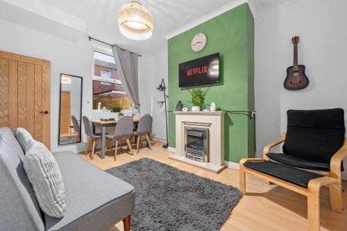Salford Apartment | Manchester Serviced Accommodation - The Cosy Quarter
