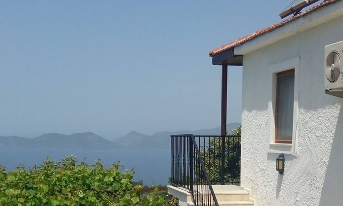 Faralya House | Mandalin Holiday House: Escape to nature and peace!