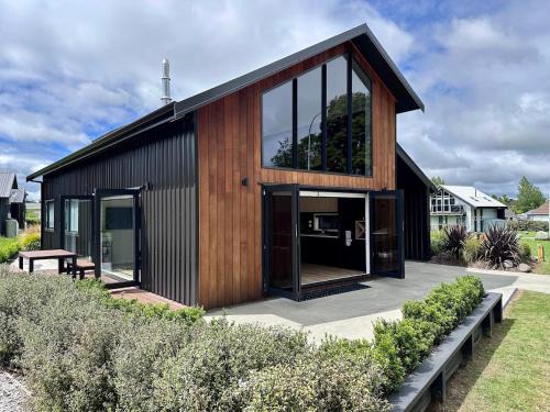 Ohakune House | Mangawhero River Chalet