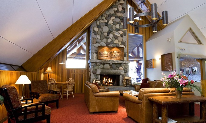 Okanagan-Similkameen Hotel | Manning Park Resort