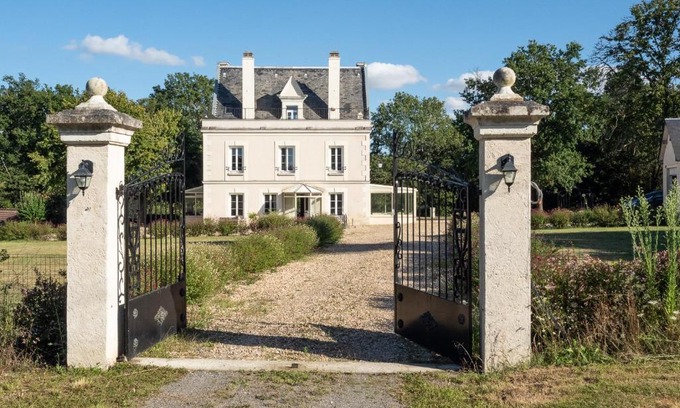 La Vernelle Bed & Breakfast | Manoir du Val Fouzon - Beauval