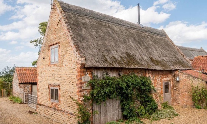 Irstead Apartment | Manor Barn | East Ruston Cottages