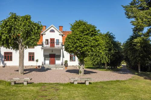 Grillby House | Manor House By Lake Mälaren Near Stockholm