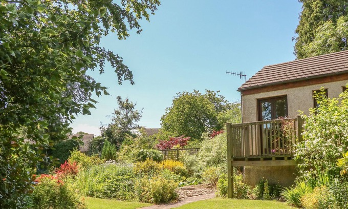 Kirkby Stephen Cottage | MANOR LODGE, family friendly in Kirkby Stephen