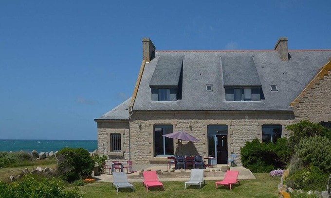 Penmarch Villa | Manor Seafront, Sea view, max. 13 guests, in Southern Brittany