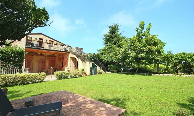 Fitili Villa | Mansion in Parghelia near Coast of the Gods