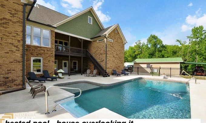 Villa Rica House | MANSION-PRIVATE POOL5br, 4ba, 13 beds. 2 Full Kitchens, Outdoor dining