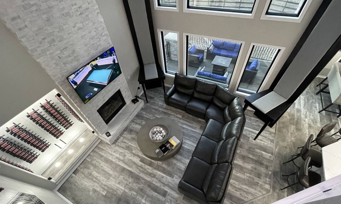 Parker House | Mansion with full bar & basketball court