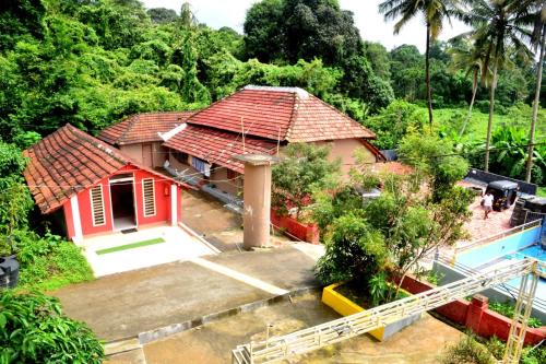 Virarajendrapet Hotel | Manthan's Homestay