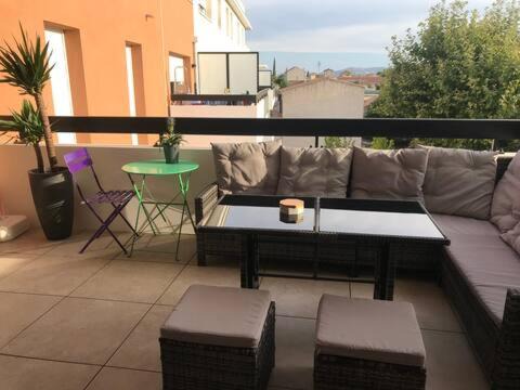 Saint-Barnabe Apartment | Manu's appartment
