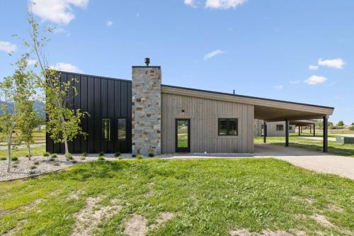 Hamilton House | Mara Luxury Cabins- Ponderosa