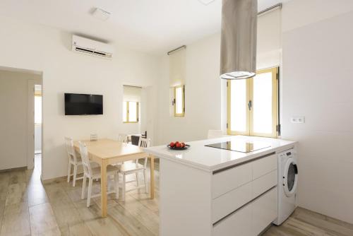 Genil Apartment | Maravilloso Apartamento en el Realejo 8 personas