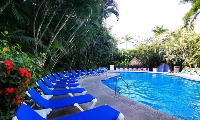 Fluvial Vallarta House | Marbella Family-friendly Condo, 2 Pools Onsite