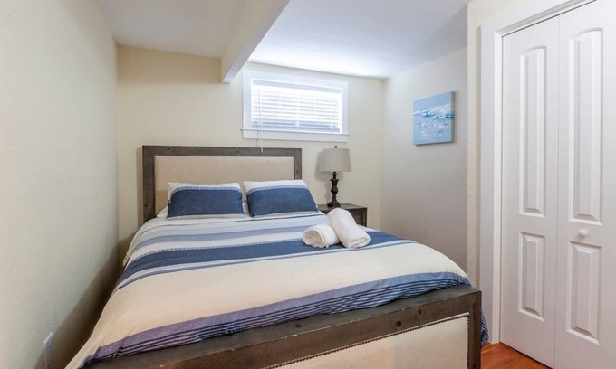 Northside Apartment | @ Marbella Lane - 2BR Cozy LwrLvl in DTWN SJ