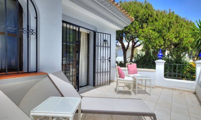 Cabopino House | Marbella with Sea View, Shared Pool - 5 Bedrooms