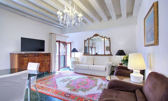 Castello Apartment | MARCO Canal-views