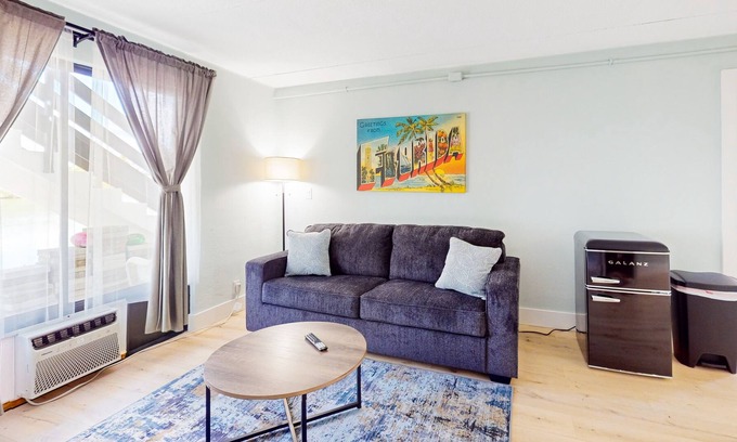 Isles of Capri Condo | Marco Island condo with water views, shared grill, & W/D access