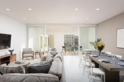 El Medano Ejidal Apartment | Marea Los Cabos Modern 3 BRD - Prime Location Near Beach & Marina Fast Wifi