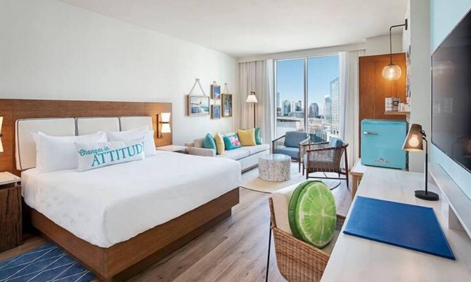 Downtown Nashville Apartment | Margaritaville Club studio suite - Nashville