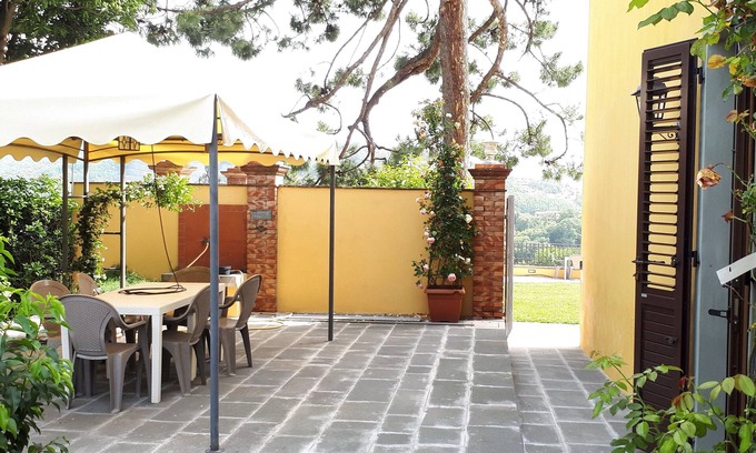 Serravalle Pistoiese Apartment | Margherita apartment, part of a farmhouse complex with swimming pool