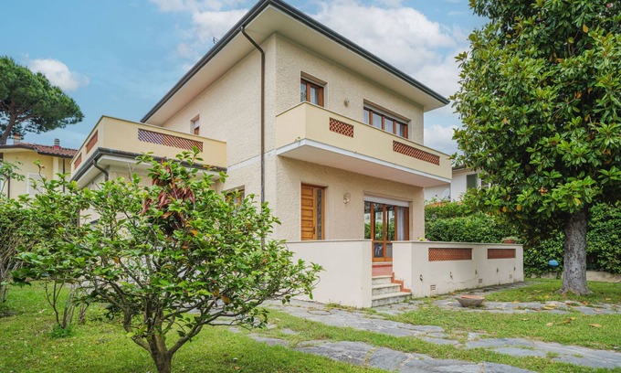 Marina di Pietrasanta House | Maria Luisa by Interhome