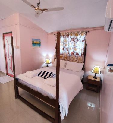 Agonda Hotel | Maria Paulo Guest House Bar and Restaurant