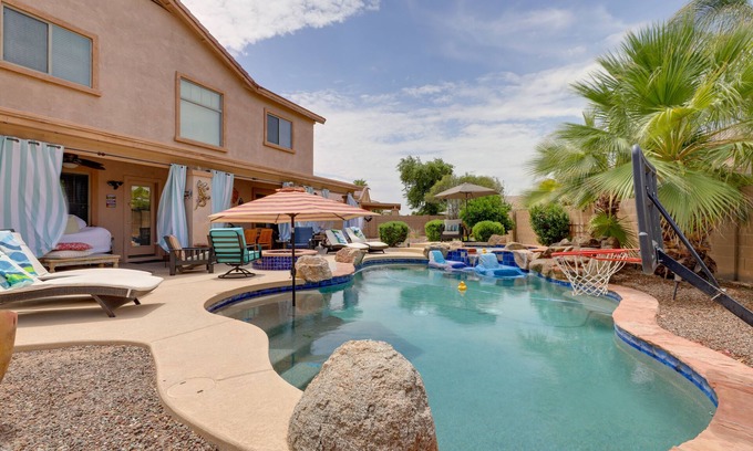 Maricopa House | Maricopa Desert Oasis: Fenced Yard w/Hot Tub
