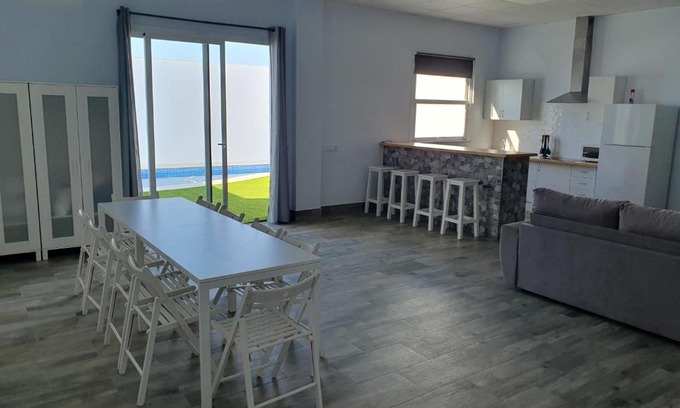 Montellano Apartment | MARINA 21
